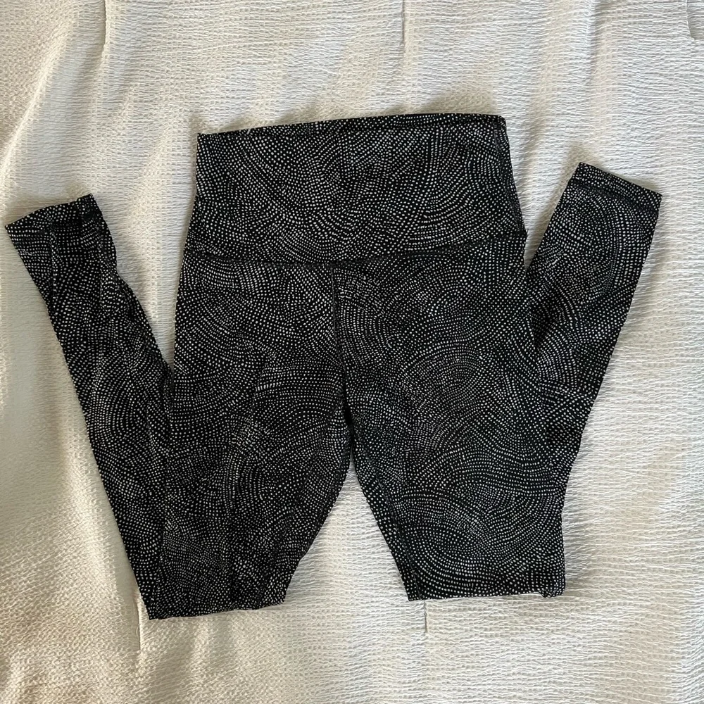 Lululemon Align -RARE PRINT- - Picture 5 of 5